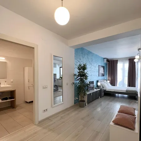 Luxury Soho Unirii Old Free Minibar * بوخارست